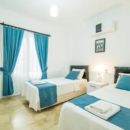 Madiha - Lovely Views Of And The Bay Holiday home *